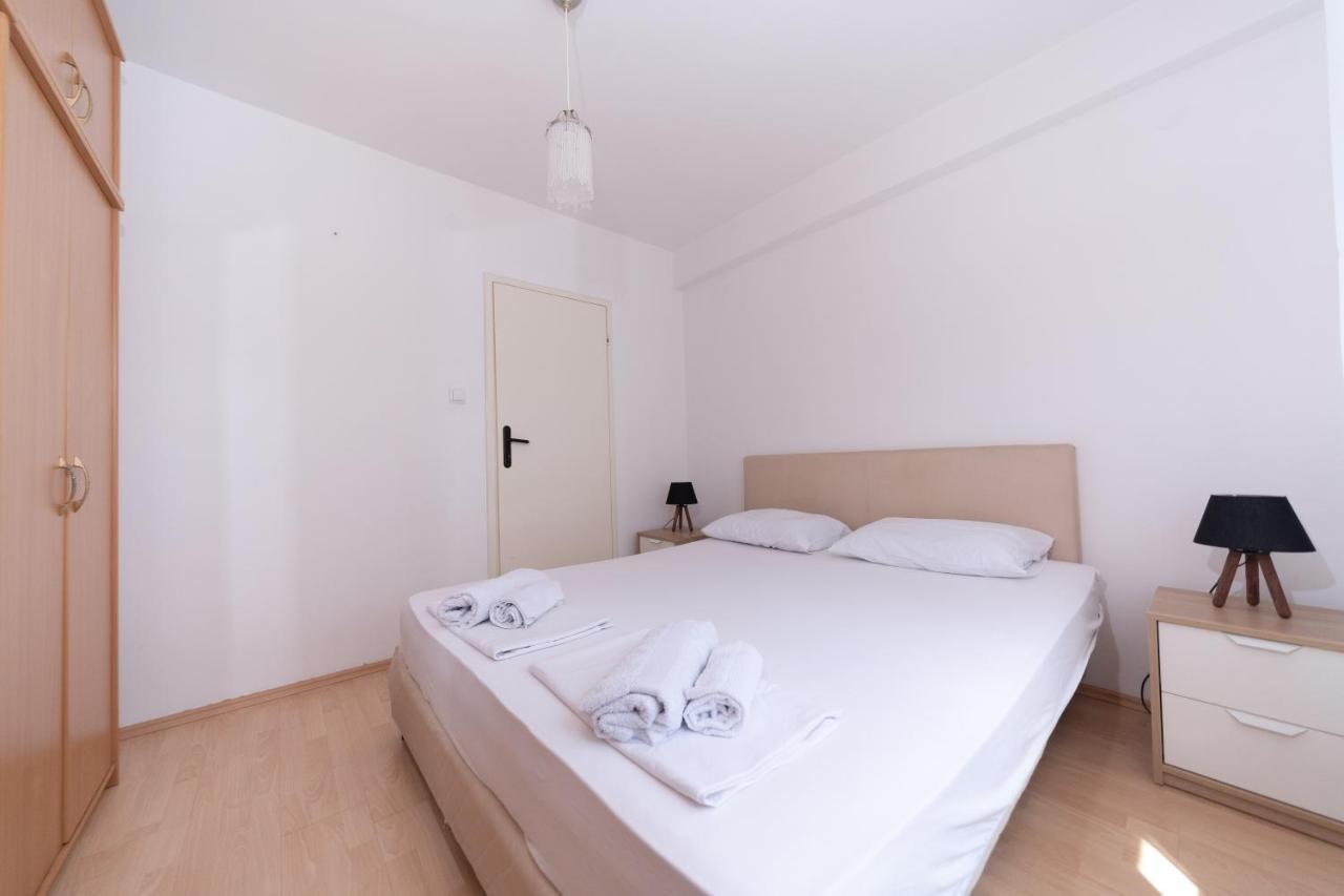 Sunshine Apartment Kotor Exterior photo