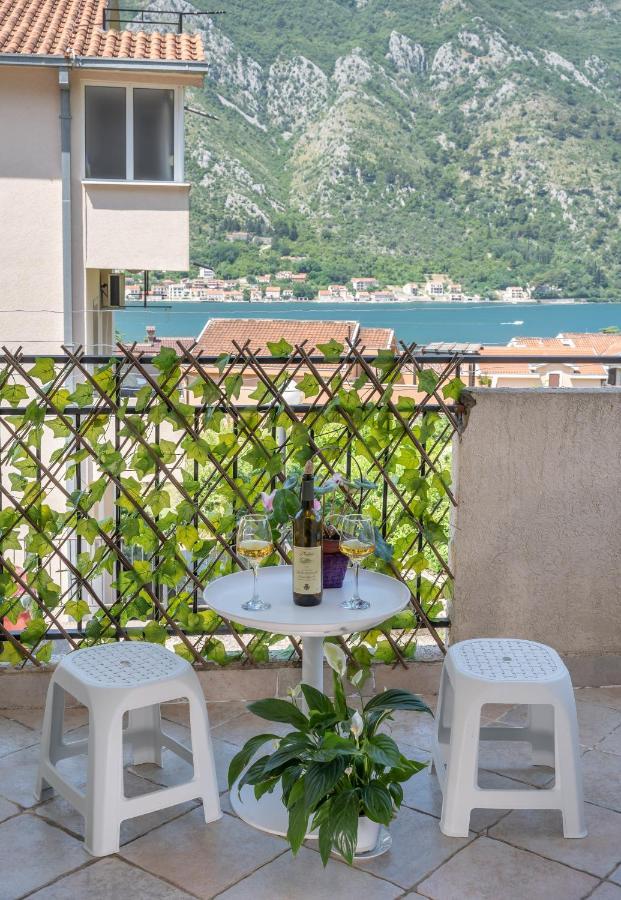 Sunshine Apartment Kotor Exterior photo